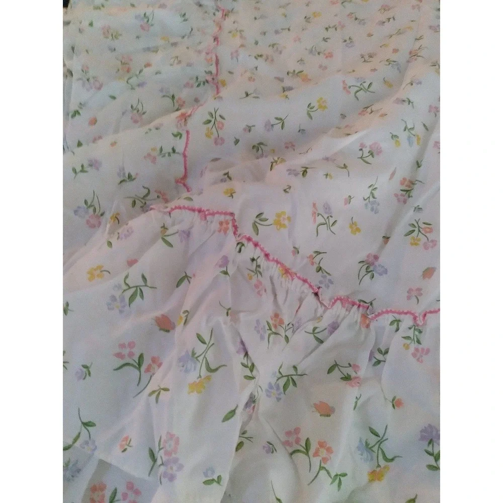The Unbranded Brand white linen